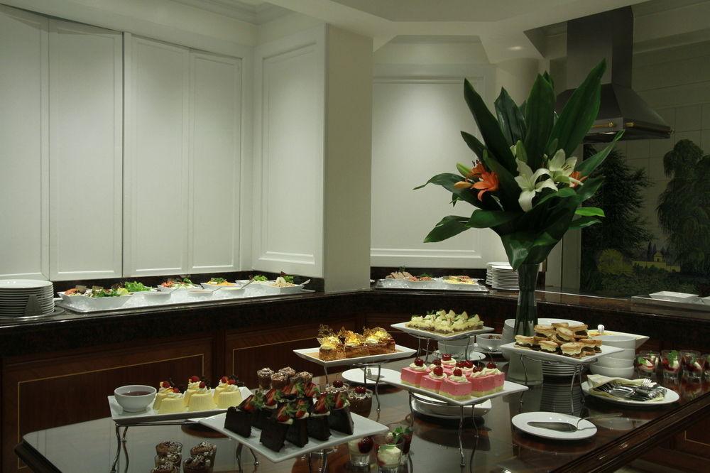 Plaza Hotel Buenos Aires Exterior photo