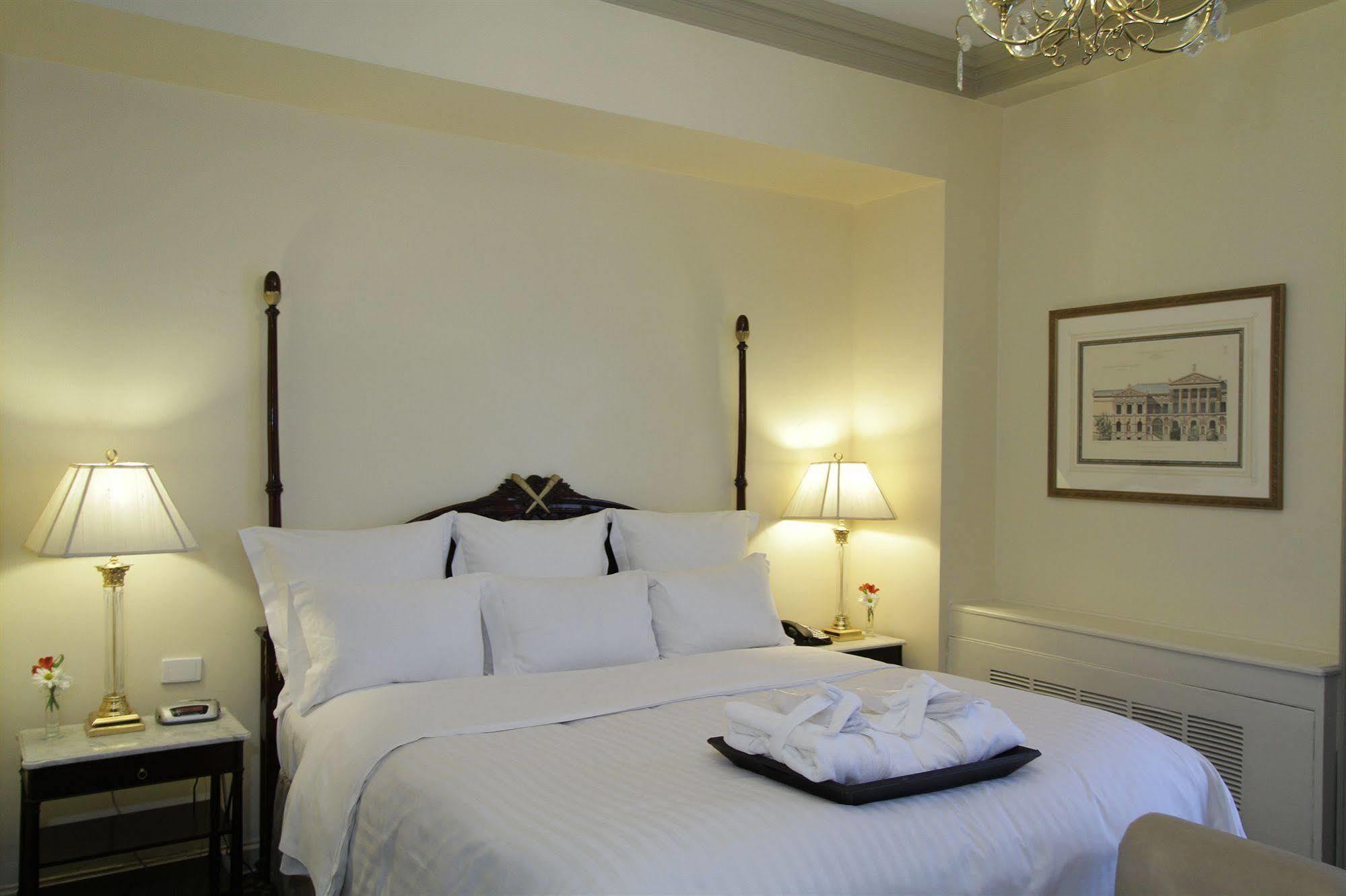 Plaza Hotel Buenos Aires Exterior photo